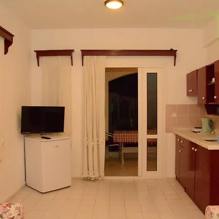 Lägenhetshotell Villa Nergis Bitez