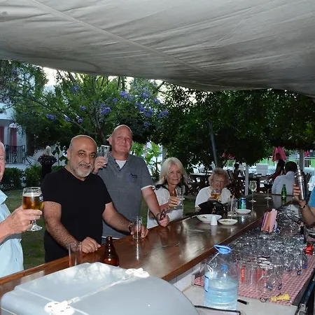 アパートホテル Nergis