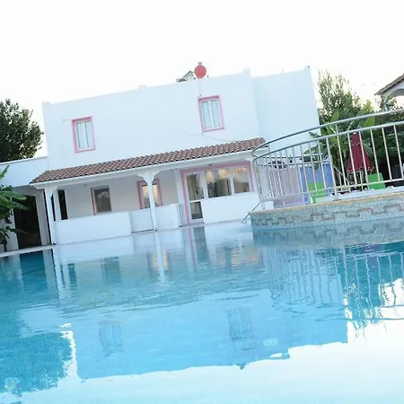 Villa Nergis Bitez