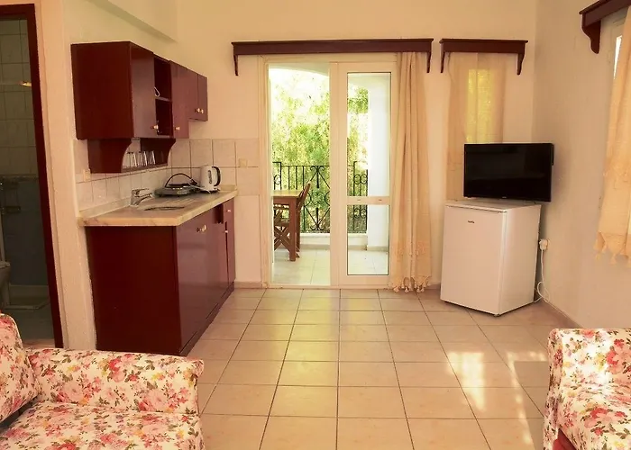 Nergis Aparthotel 4*